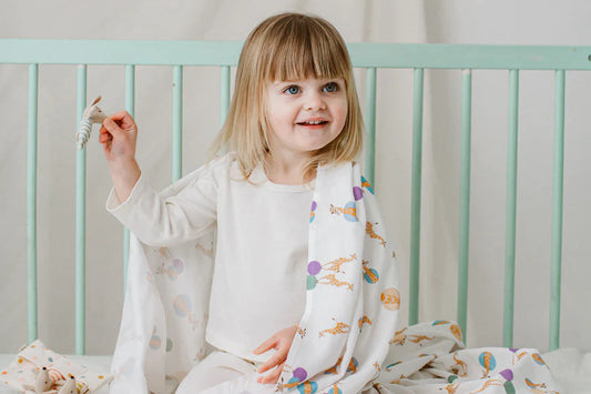 Nest Designs Bamboo Swaddle Blankie (Single) - Giraffe Shapes