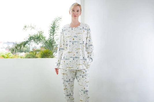 Nest Designs Women's Organic Cotton Long Sleeve Nursing PJ Set - Stars White