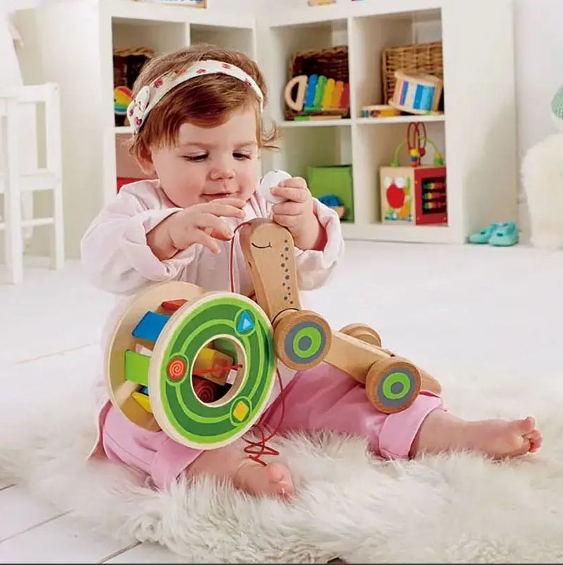 Hape Walk-A-Long Snail牵引蜗牛玩具