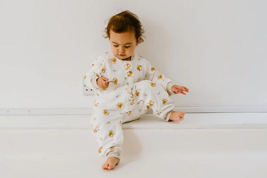 Nest Designs Avocado Bamboo Long Sleeve Footed Sleep Bag 1.0 TOG - The Lion & The Mouse