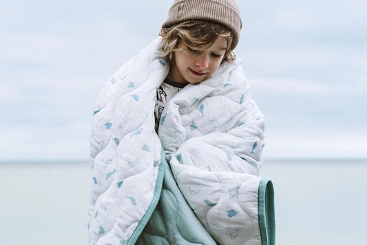 Nest Designs Medium Quilted Bamboo Winter Blanket 3.2 TOG - Baby Beluga