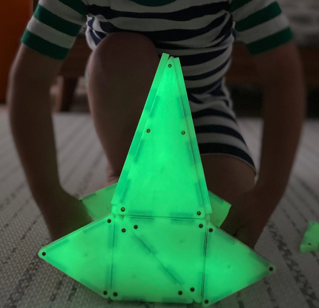 MAGNA-TILES Glow 16-Piece Set 网红荧光磁力片