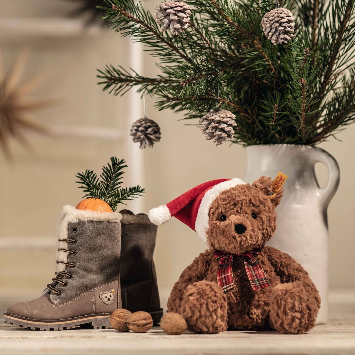 德国百年手工泰迪Steiff Jimmy Christmas Teddy Bear Stuffed Plush, 12 Inches