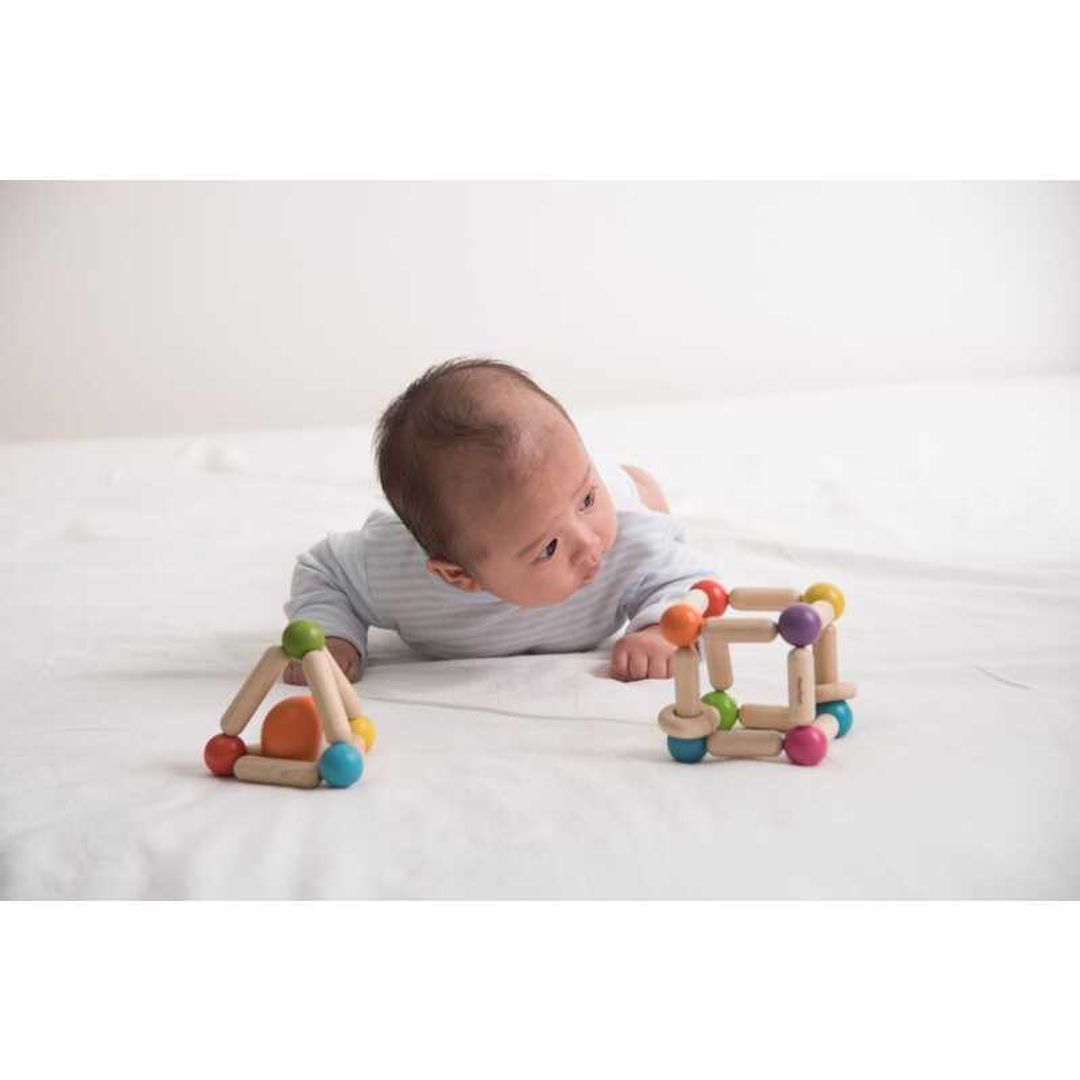 泰国PlanToys Triangle Clutching Toy