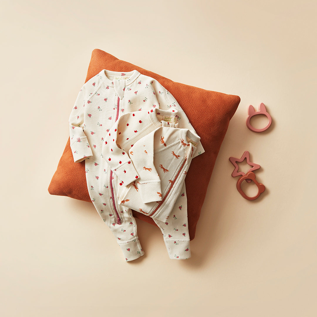 加拿大Sapling Child Winter Rose Waffle Zip Romper-有机棉华夫系列