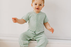 Nest Designs Bamboo Jersey Short Sleeve Romper - Pantone Harbor Grey