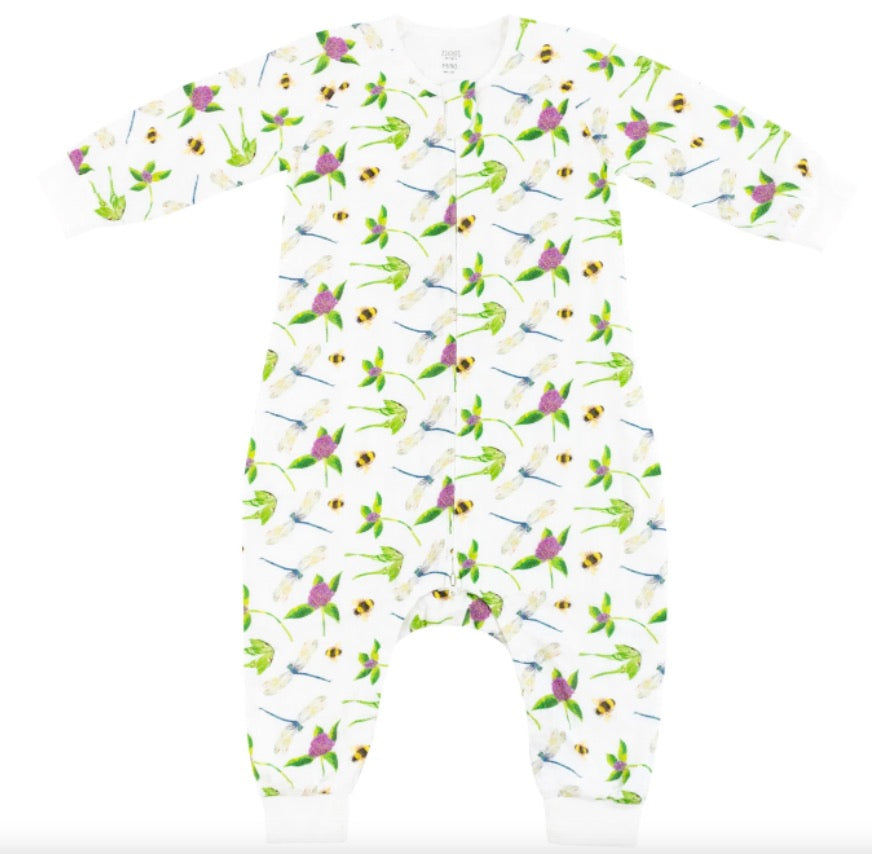 Nest Designs x Eric Carle 0.6Tog竹纤维长袖连体衣-花园飞行