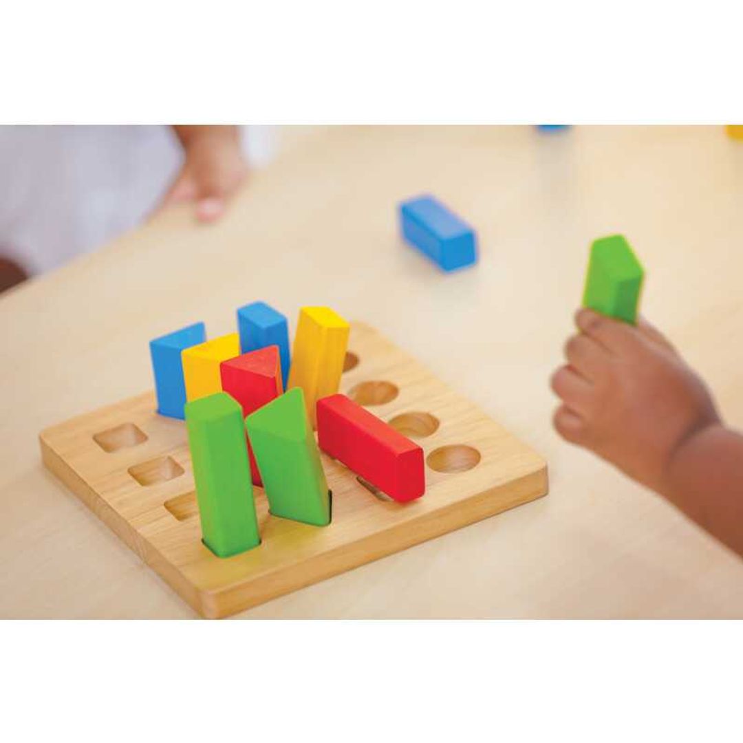 泰国PlanToys Geometric Peg Board