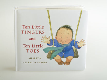 畅销绘本Ten Little Fingers Ten Little Toes
