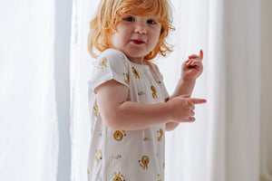 Nest Designs Bamboo Jersey Short Sleeve T-Shirt - The Lion and The Mouse