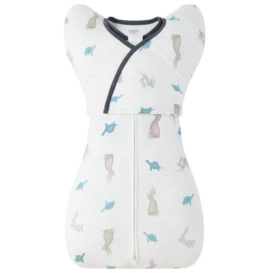 Nest Designs Organic Cotton Startle Stop Sleep Bag 0.5 TOG - The Tortoise & The Hare(0-3M)